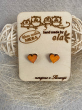 Naložite sliko v pregledovalnik galerije, LESENI UHANI - SRČEK